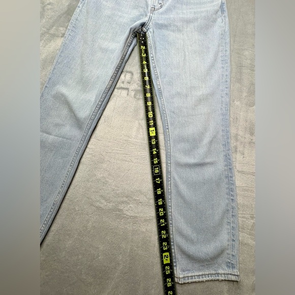 Abercrombie & Fitch The Skinny High-Rise Jeans | Size 29 / 8 | Light Wash - Picture 2 of 9